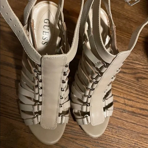 Guess Heels - Picture 3 of 3